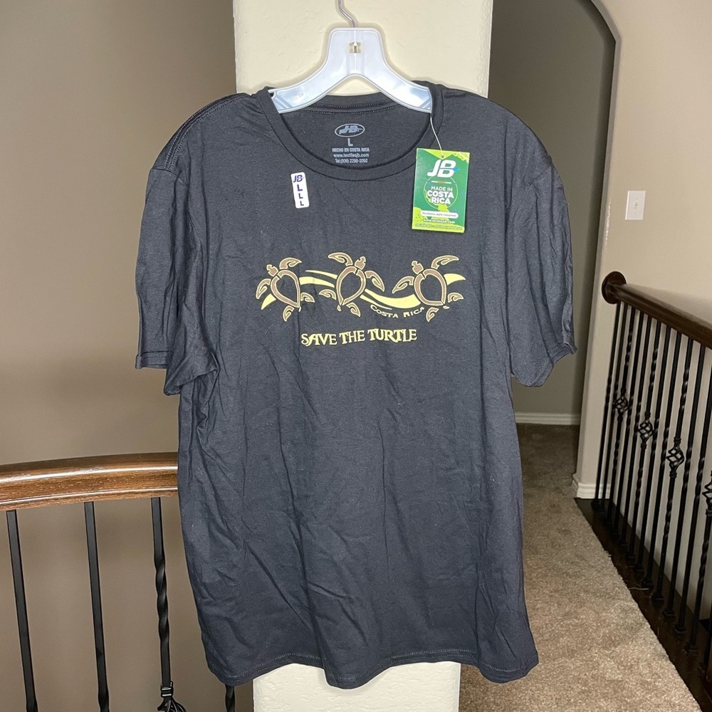 Save The Turtle Graphic T Shirt NWT Size L Novelty Travel Earth Day Spring